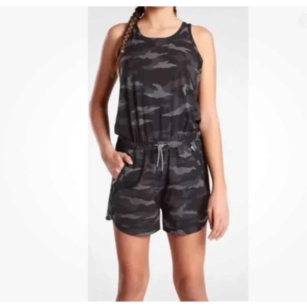 Athleta girl camo romper, size medium (8/10)